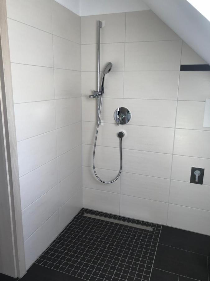 Sonniges 4 **** Dg-Apartment Mit Aufzug+Seeblick Pleinfeld Esterno foto